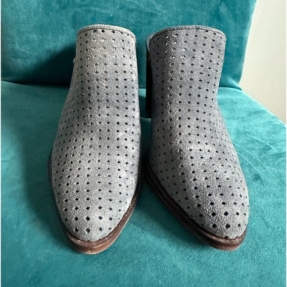 Sam Edelman Bates Denim Perforated Suede Mules - Size 7.5 - Picture 3 of 10